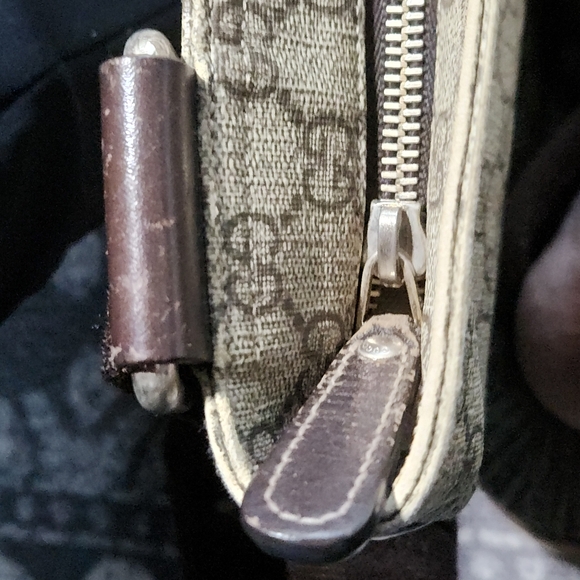 Gucci Vintage Supreme Crossbody Bag